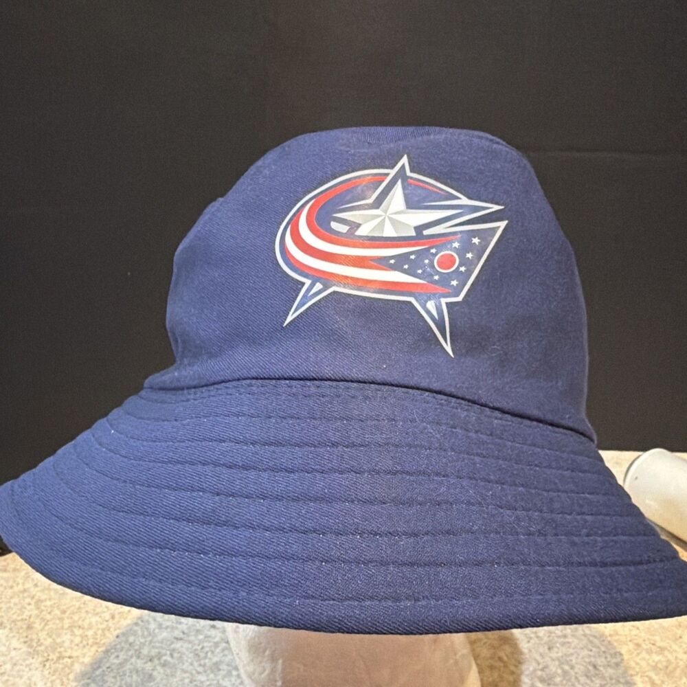 Columbus Blue Jackets Reversible Bucket Hat – Stinger All-Over Print / CBJ Logo